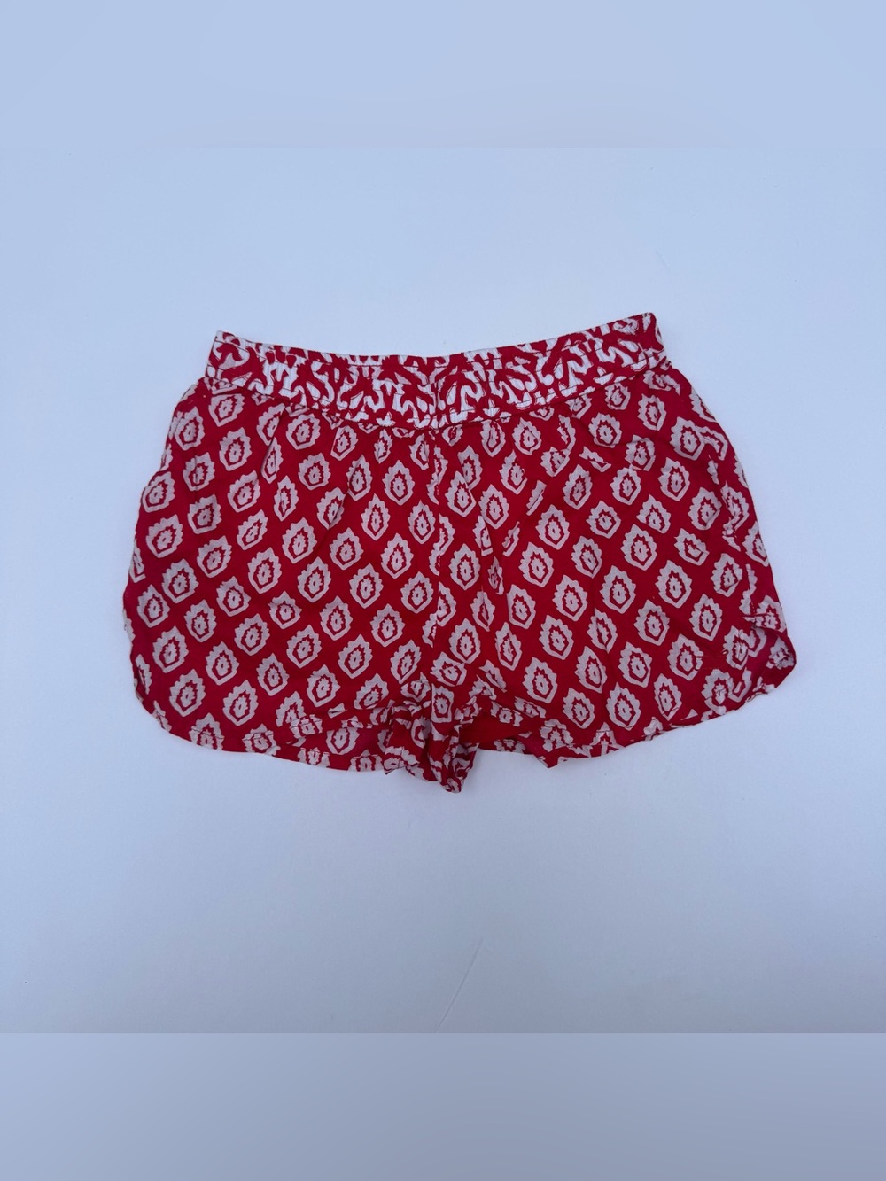 Vineyard Vines Red & White Vineyard Tile Print Shorts